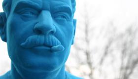A satirical Bust of Stalin with Cigarette inn mpouth